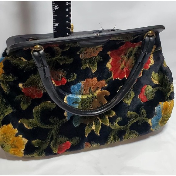 Tapestry Purse Unmarked Floral Design - Picture 7 of 16